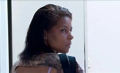 Justiça aceita denúncia contra mulher que levou tio morto ao banco