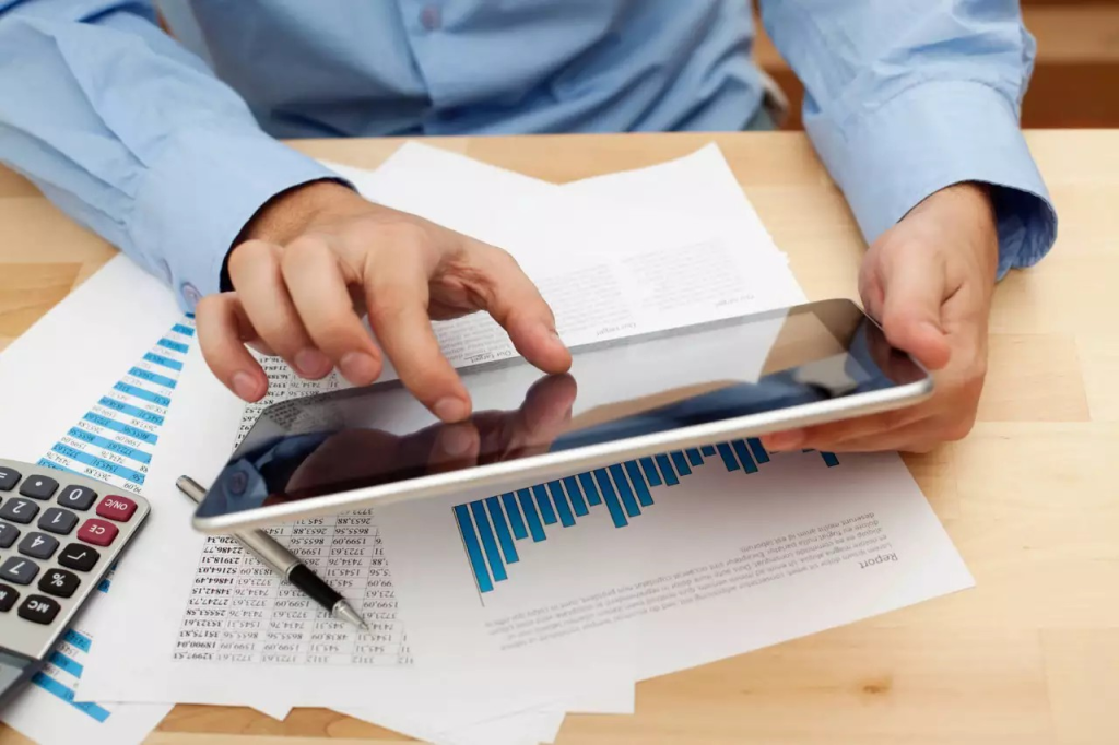 Puxado pelo setor de serviços, PIB brasileiro cresce 0,8% no primeiro trimestre