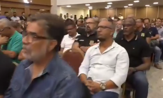 Vídeo: Assembleia histórica reúne mais de mil Policiais Civis e Técnicos da Bahia em busca de valorização