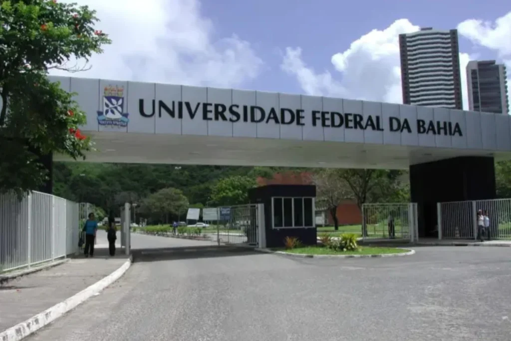 Fachada da Universidade Federal da Bahia